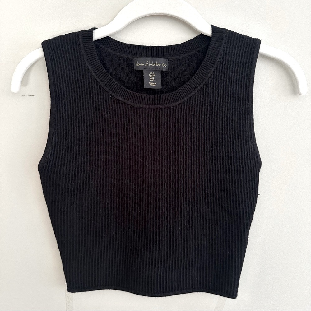 HOUSE OF HARLOW 1960 Crewneck Ribbed Knit Crop Top